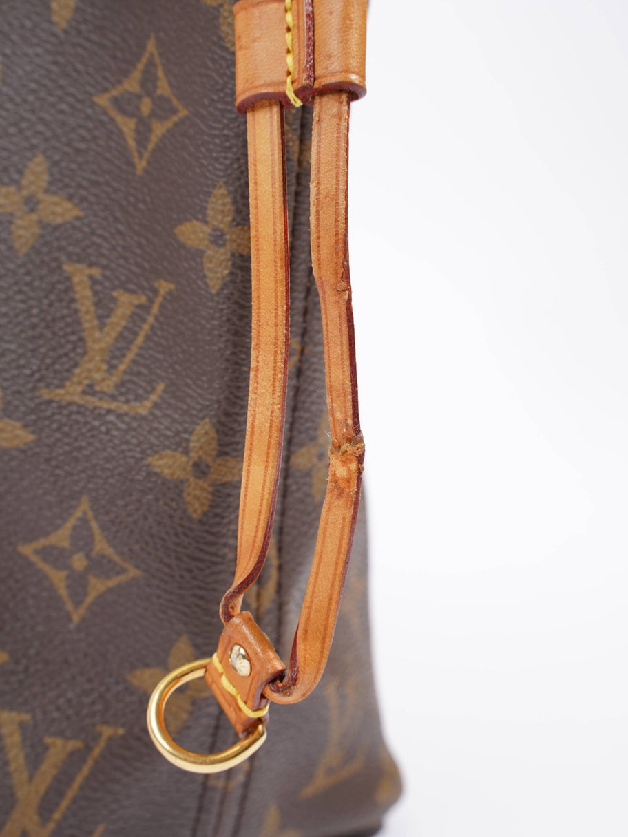 Neverfull Monogram Coated Canvas PM Image 12