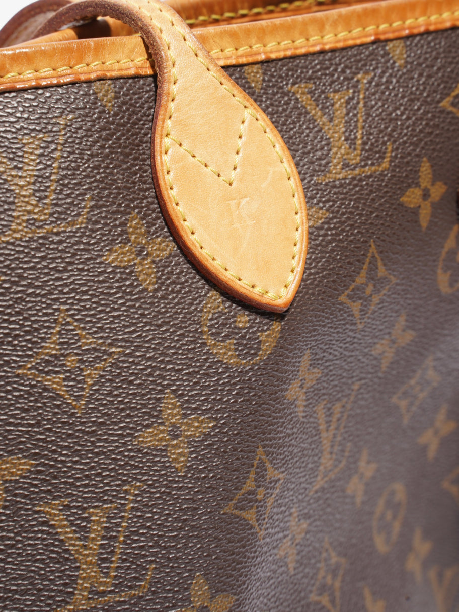 Neverfull Monogram Coated Canvas MM Image 9