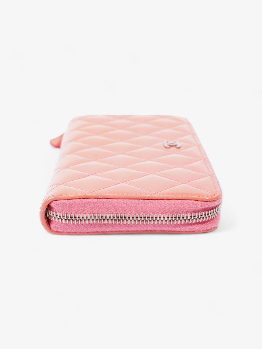 Bi-Fold Long Wallet Pink Matelasse Leather Image 2