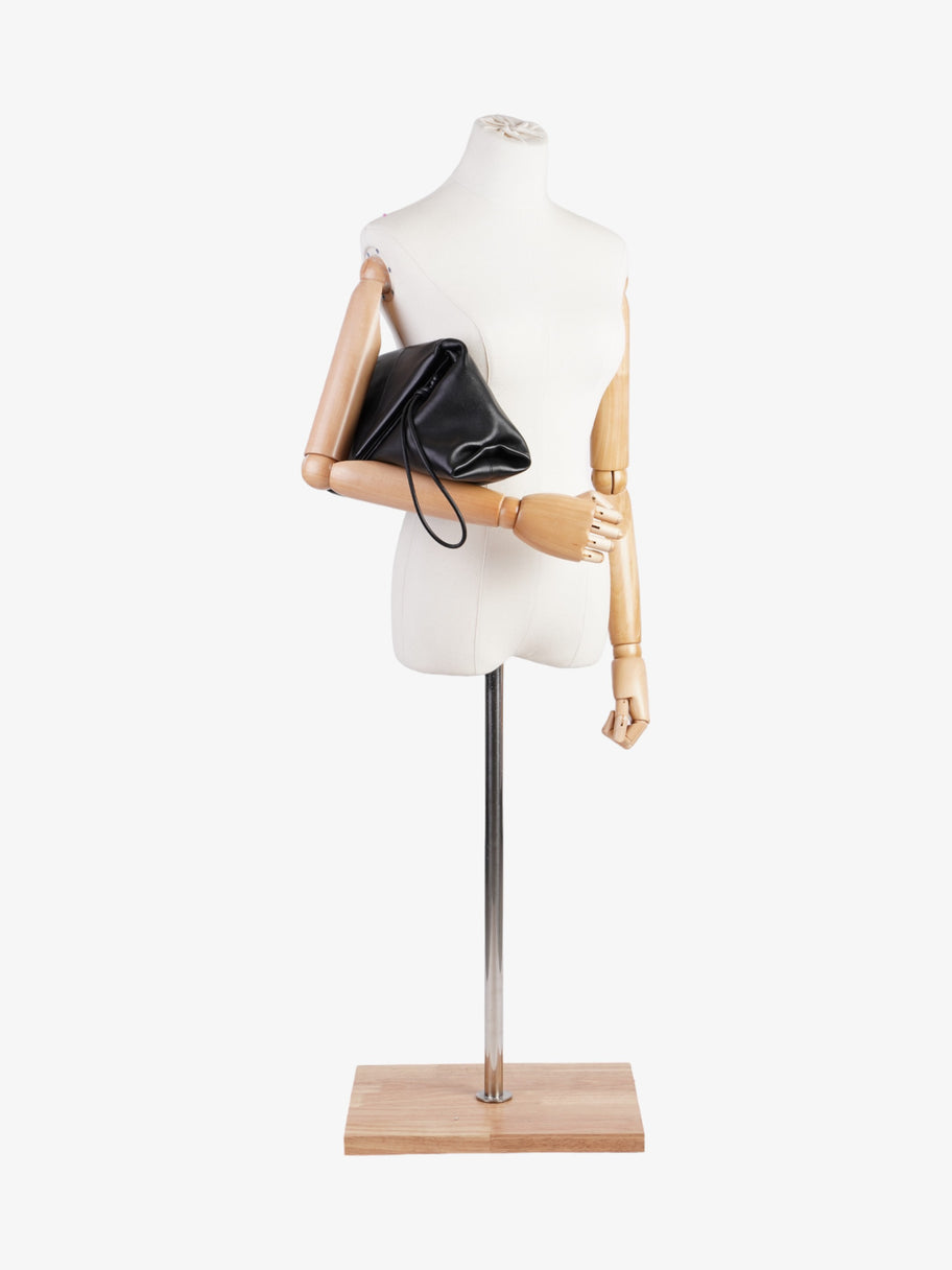 Bottega Veneta The Trine Clutch Black Leather Image 2