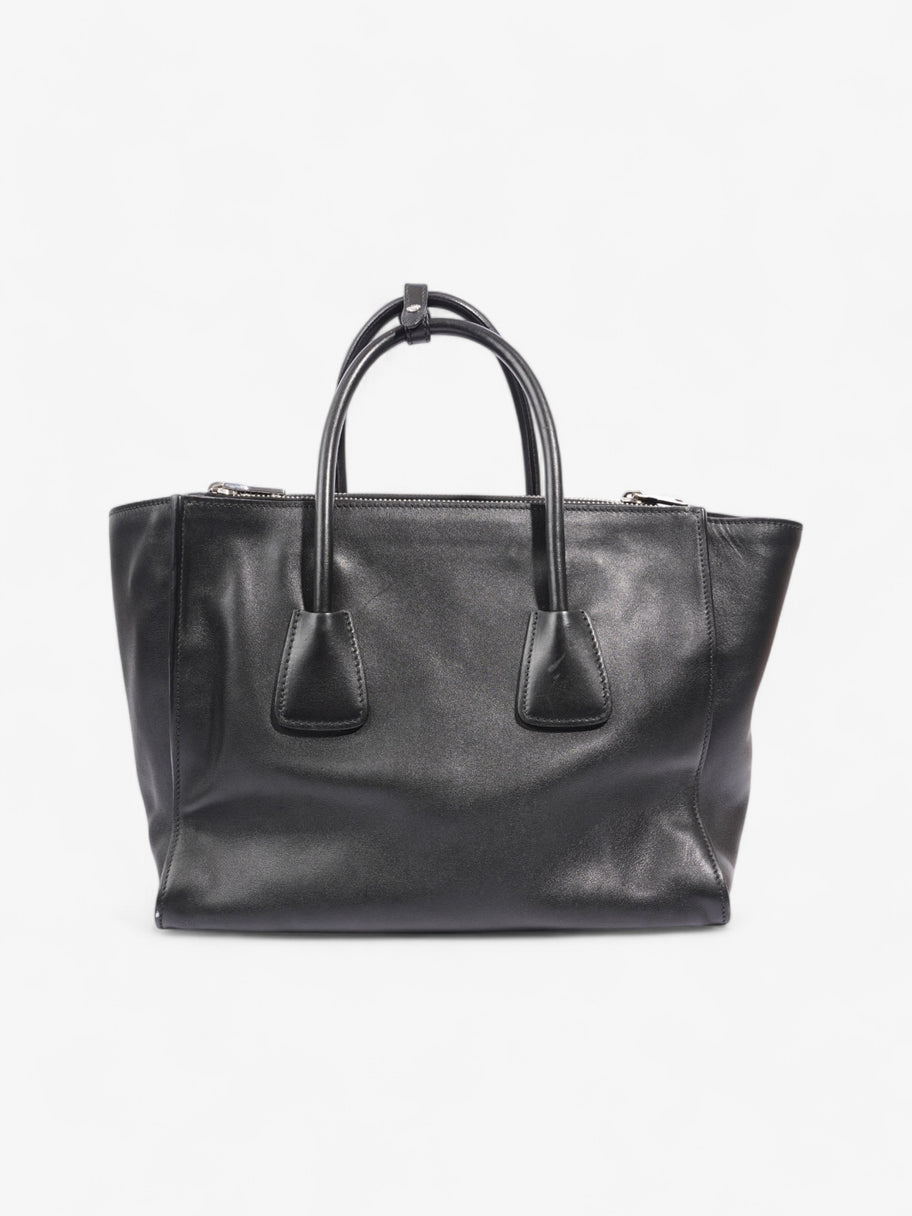 Prada Twin Pocket Tote Black Leather Medium Image 4