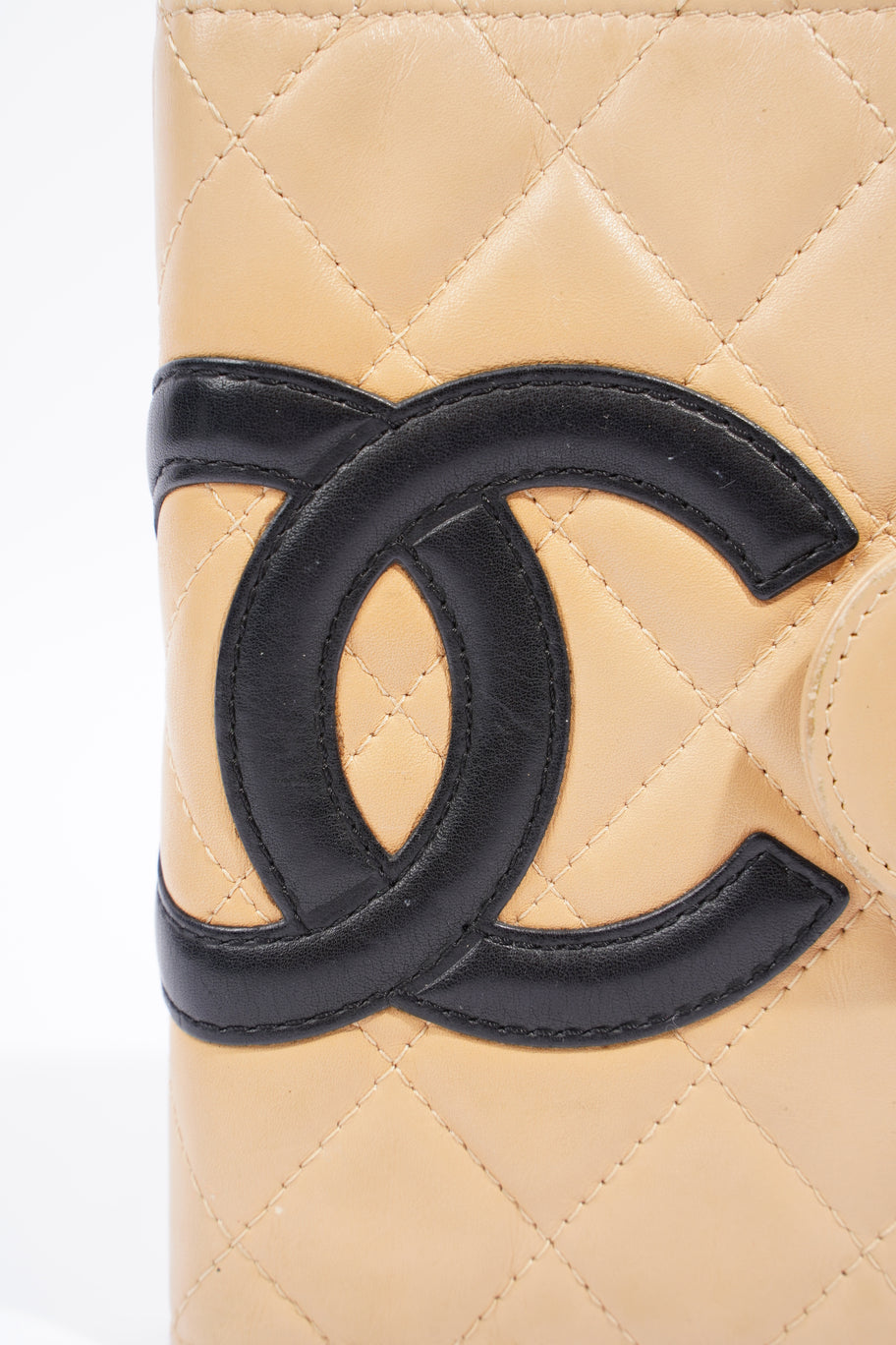 Chanel Diary Planner Beige / Black CC Lambskin Leather Image 2