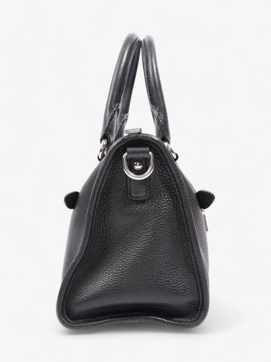 Prada Tote Black Leather Image 5