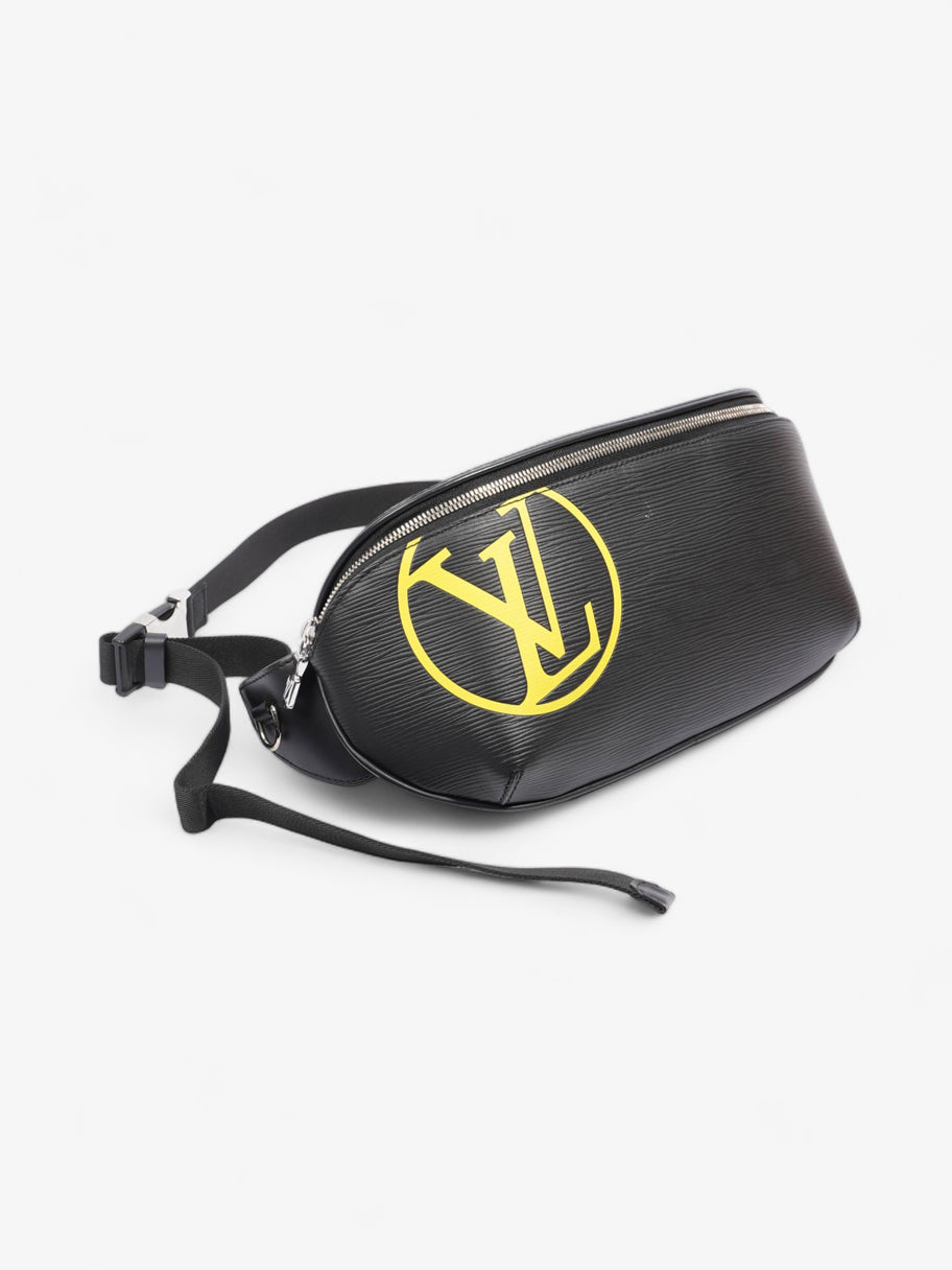 Circle Logo Bumbag Black Epi Leather Image 8