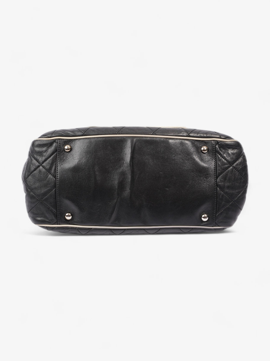 Giant Flap  Black Lambskin Leather Image 7