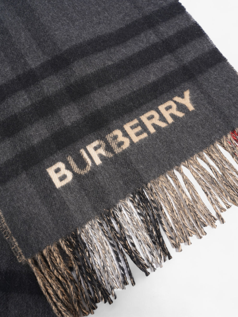 Burberry Giant Check Lateral Split Scarf Archive Beige / Black Cashmere Image 2