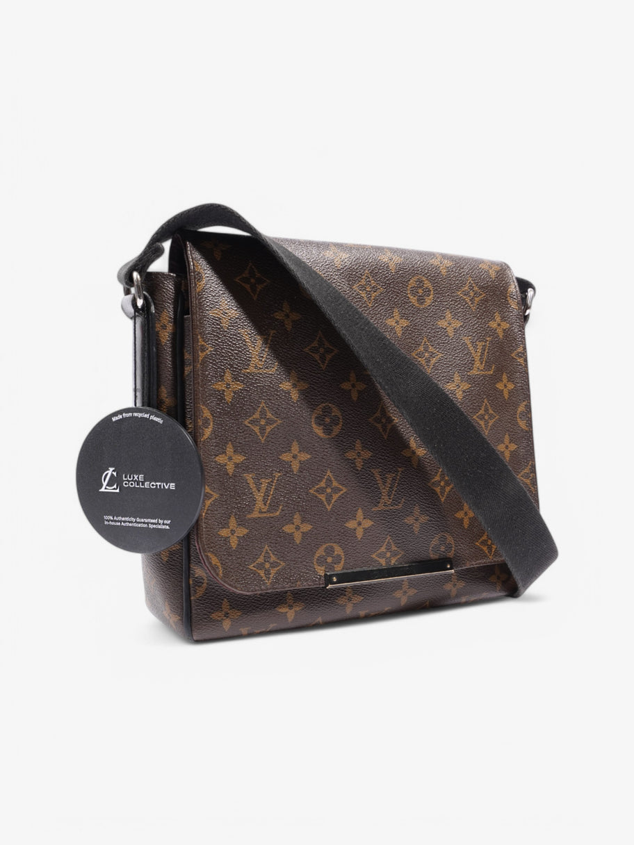 Louis Vuitton District Messenger Monogram / Black Coated Canvas PM Image 9