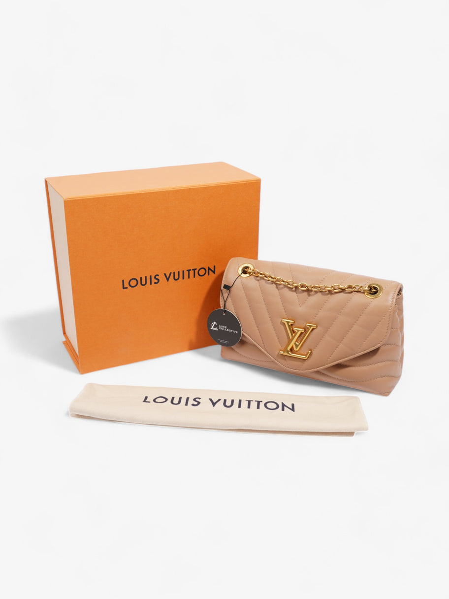 Louis Vuitton New Wave Chain Bag Beige Leather MM Image 9