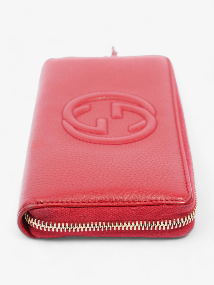 Soho Zip Around Wallet Red Grained Leather Image 2