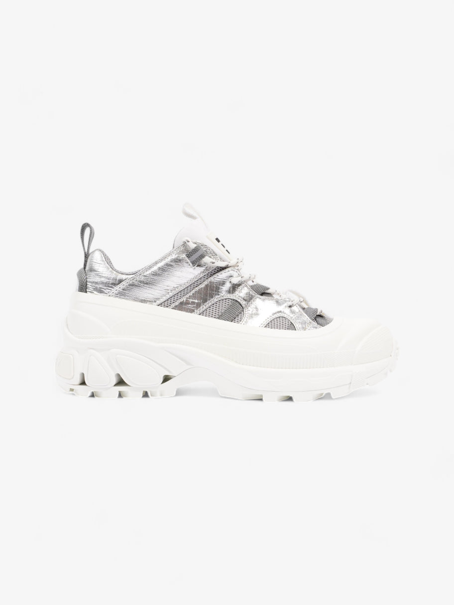 Burberry Arthur White / Silver Mesh EU 39.5 UK 6.5 Image 1