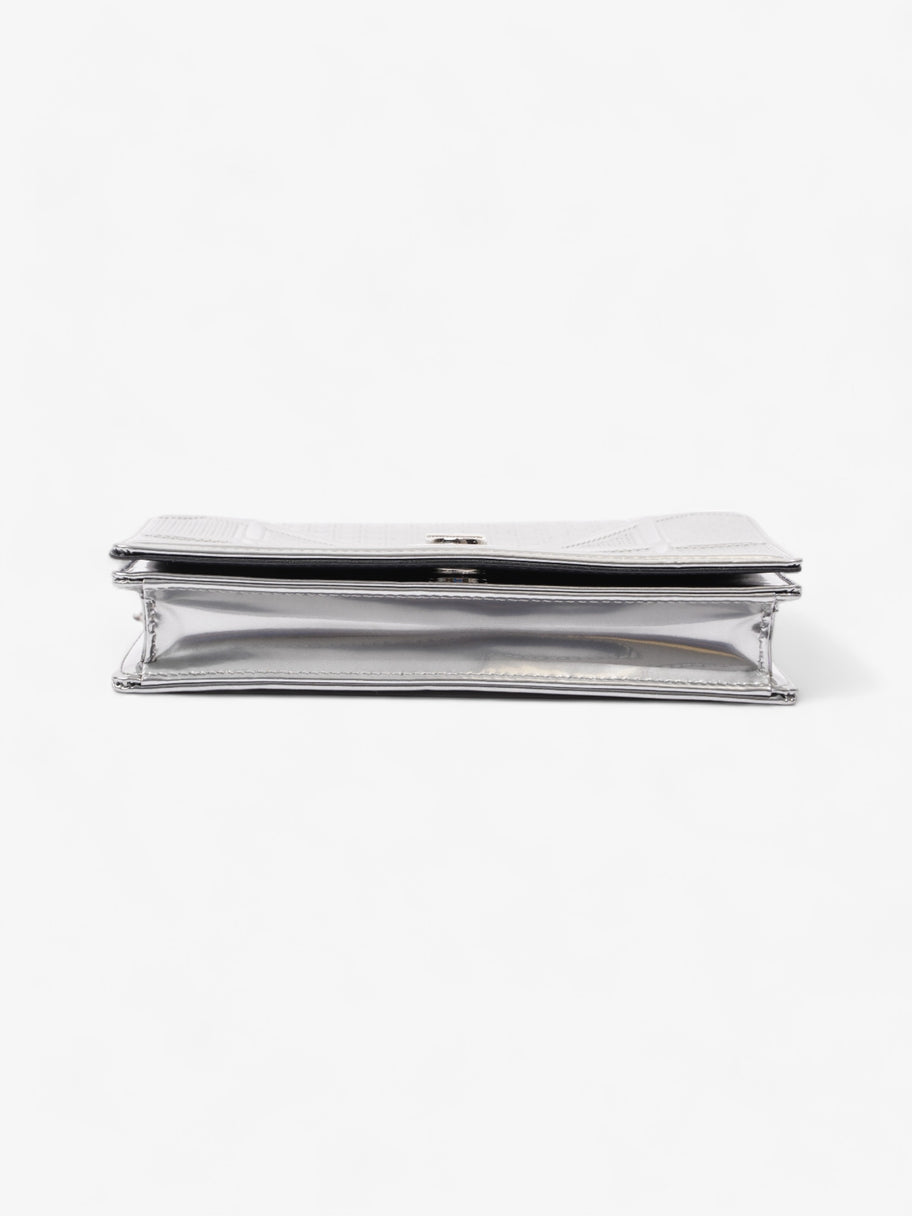 Diorama Wallet On Chain  Silver Patent Leather Image 6