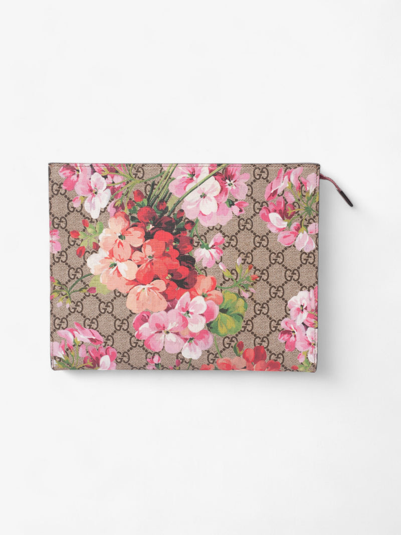  Gucci GG Blooms Pouch GG Supreme / Bloom Coated Canvas