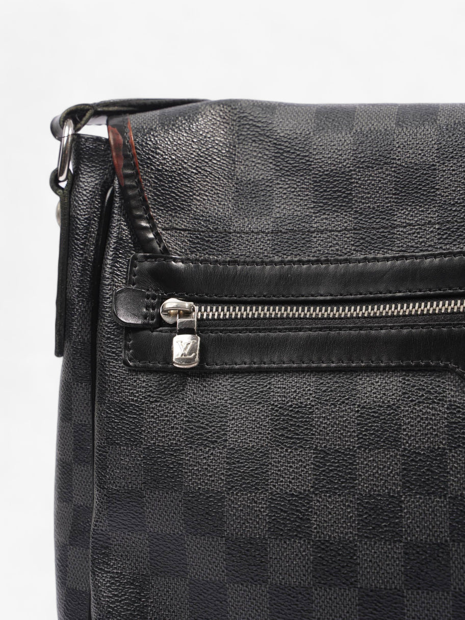 Louis Vuitton Daniel Damier Graphite Canvas MM Image 15