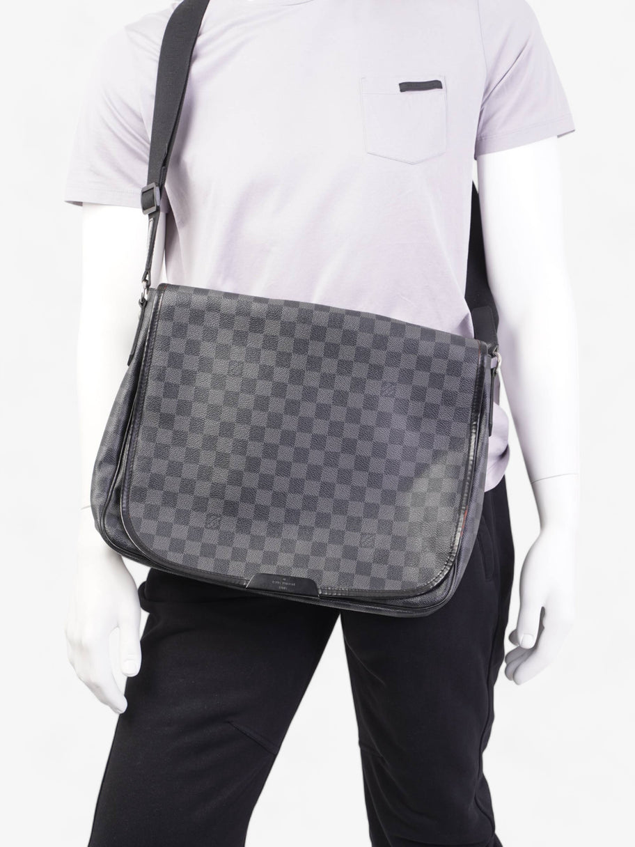 Louis Vuitton Daniel Damier Graphite Canvas MM Image 2