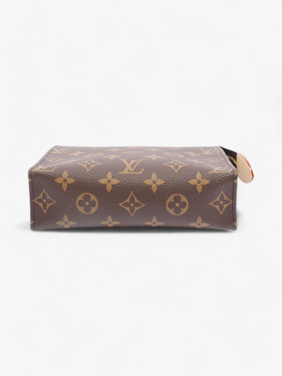 Toiletry Monogram Coated Canvas 19 Image 5