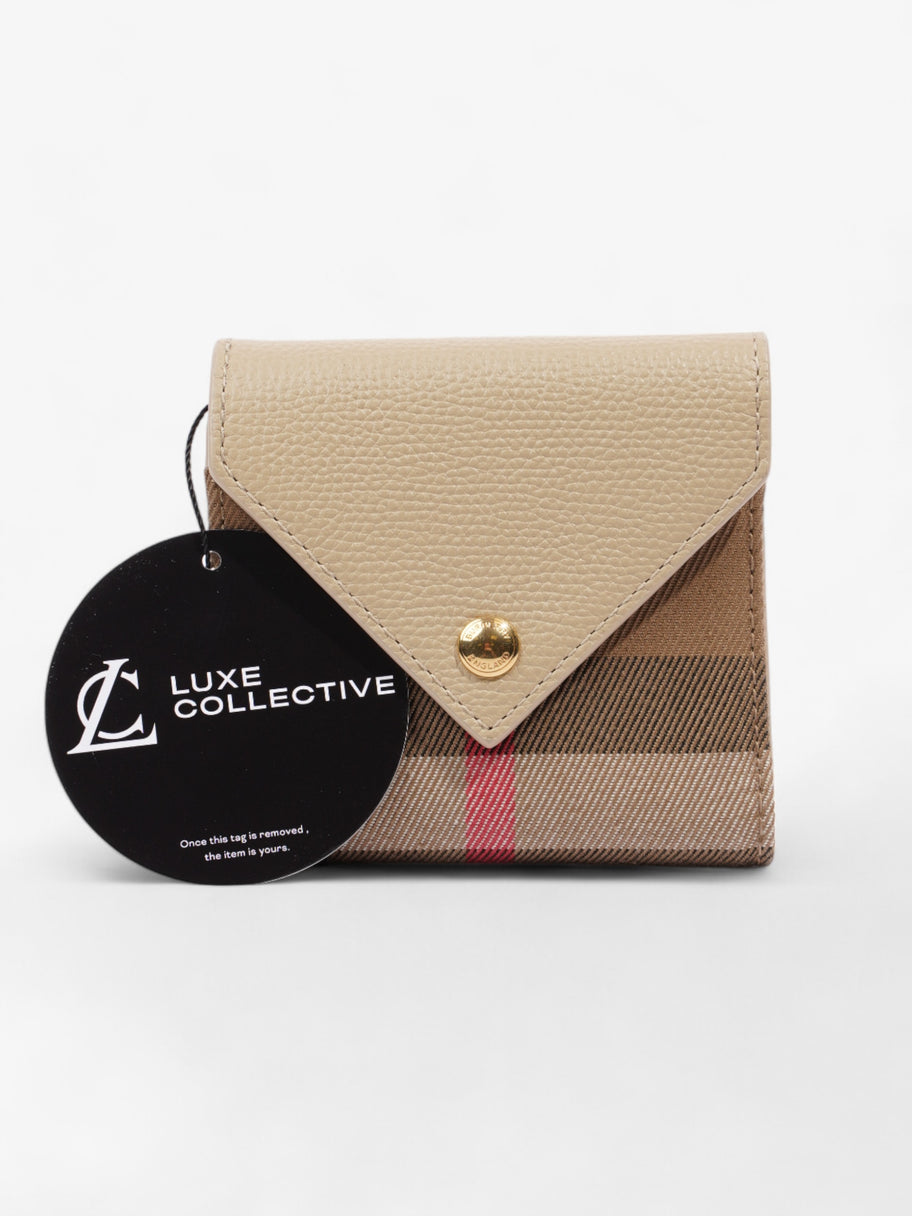 Burberry Fold Triangular Flap Wallet Nova Check / Beige Canvas Image 7