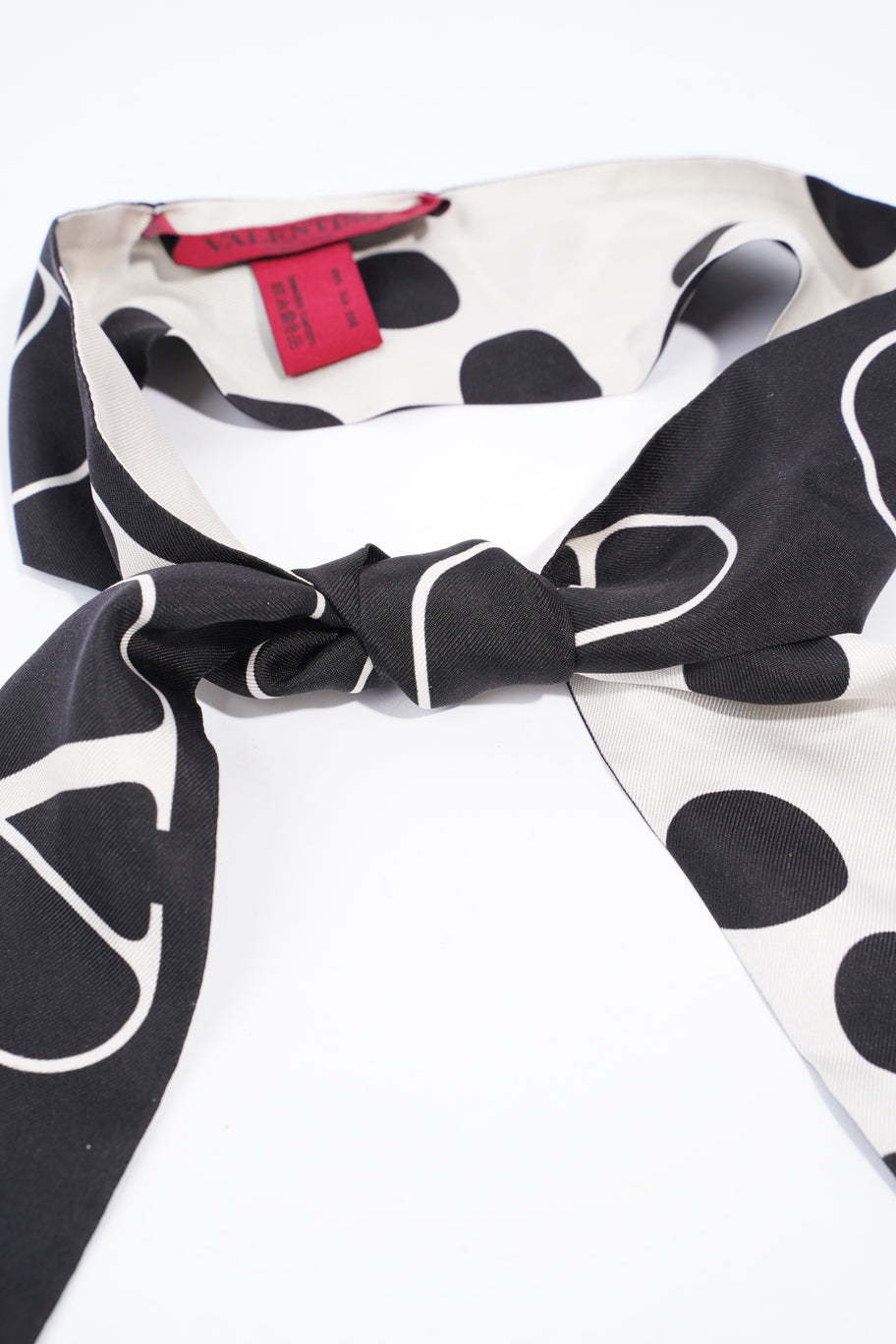 V Logo Polka Dot Scarf Black / White Silk Image 2