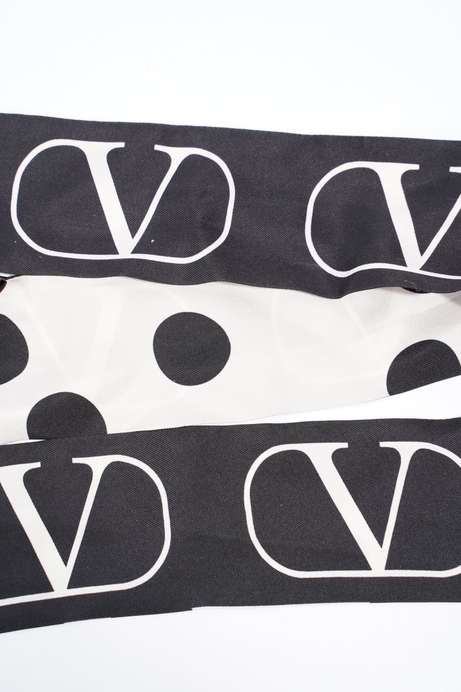 V Logo Polka Dot Scarf Black / White Silk Image 5