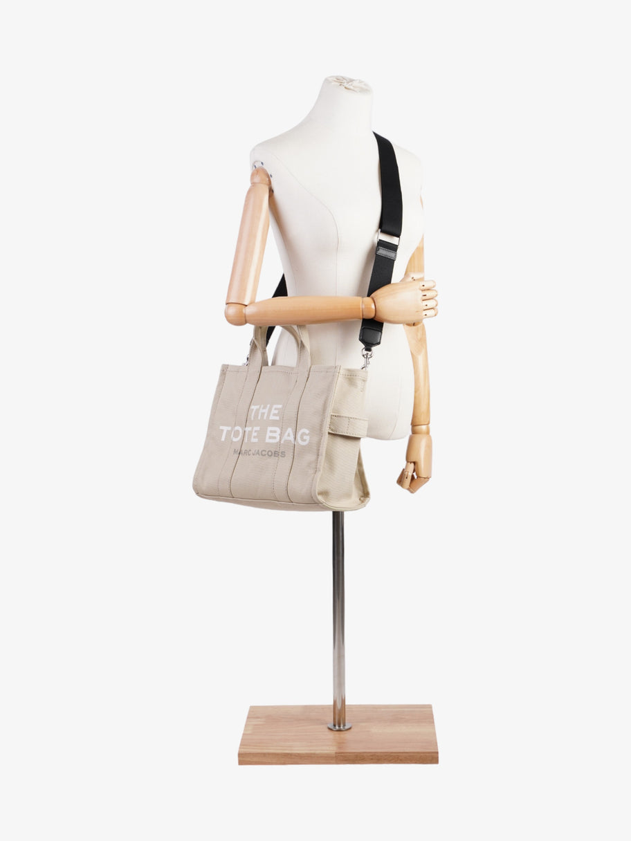 Marc Jacobs The Tote Bag Beige Canvas Medium Image 2