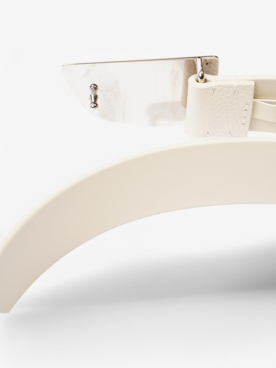 Burberry Shield Belt Cream Leather Image 4