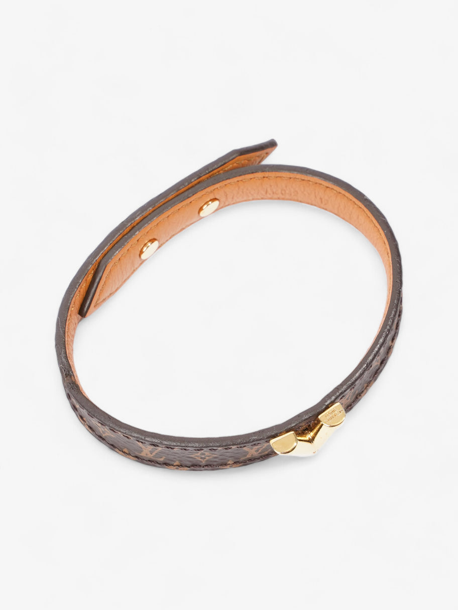 Louis Vuitton Essential V Bracelet Monogram Coated Canvas 19 Image 2