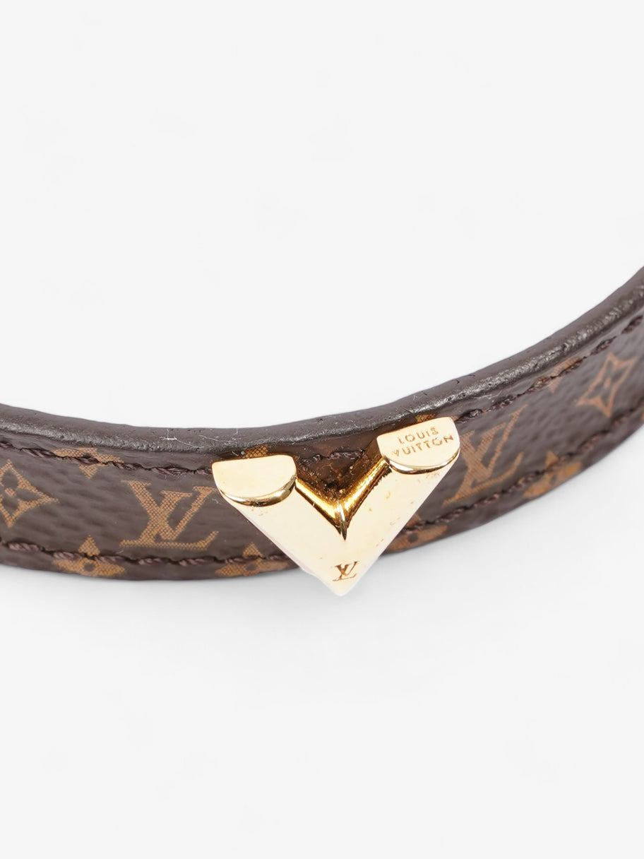 Louis Vuitton Essential V Bracelet Monogram Coated Canvas 19 Image 3