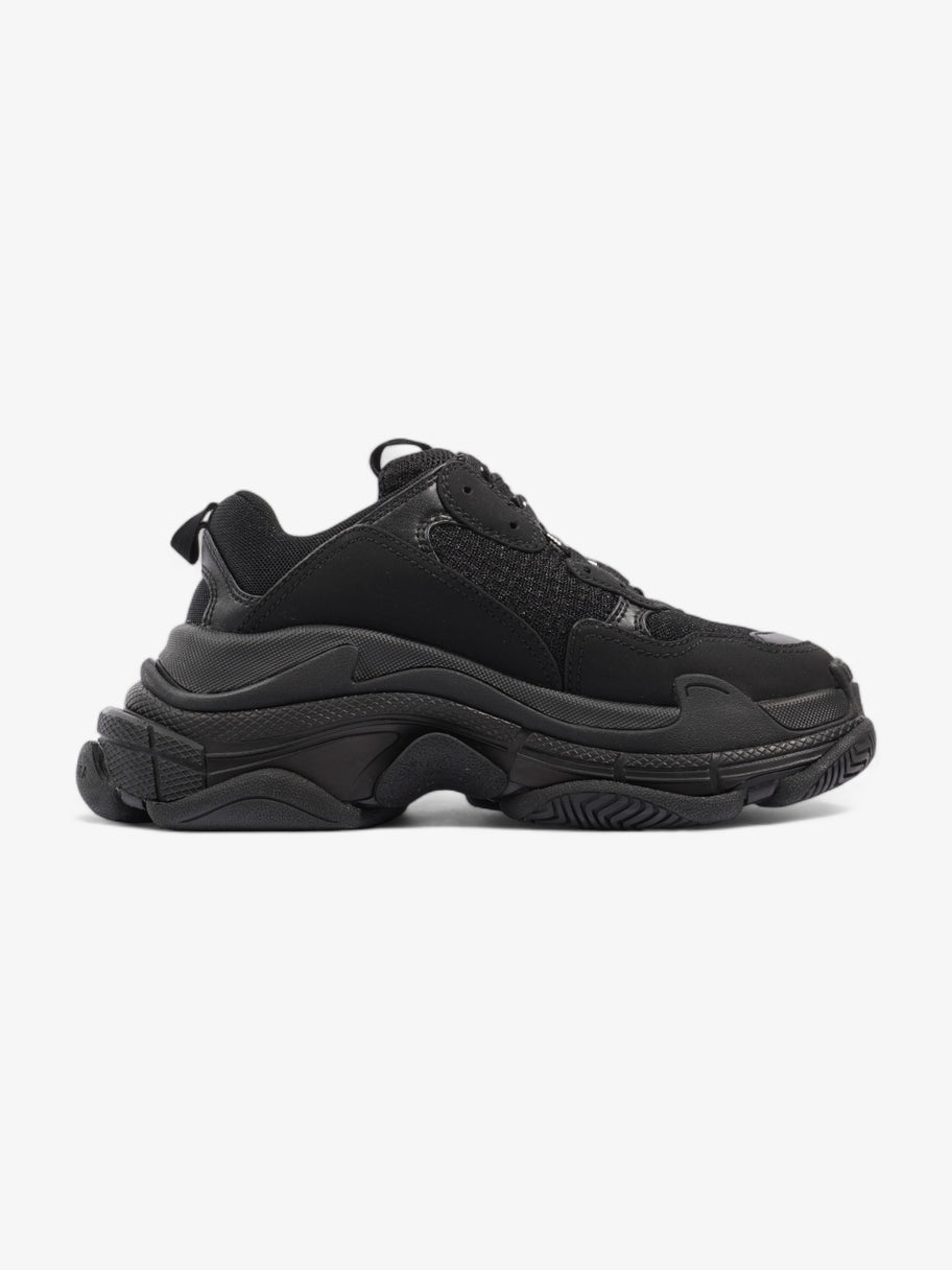 Triple S  Black / White Mesh EU 36 UK 3 Image 4