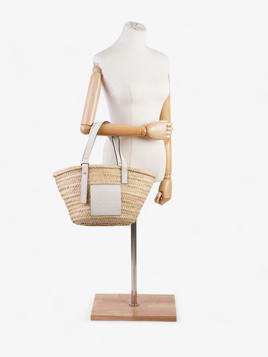 Loewe Basket Bag White Raffia Medium Image 2