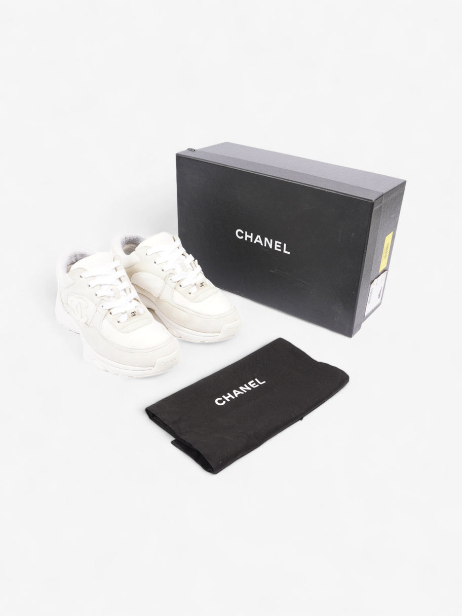 Chanel CC Logo Sneakers  White / Cream Suede EU 37.5 UK 4.5 Image 9