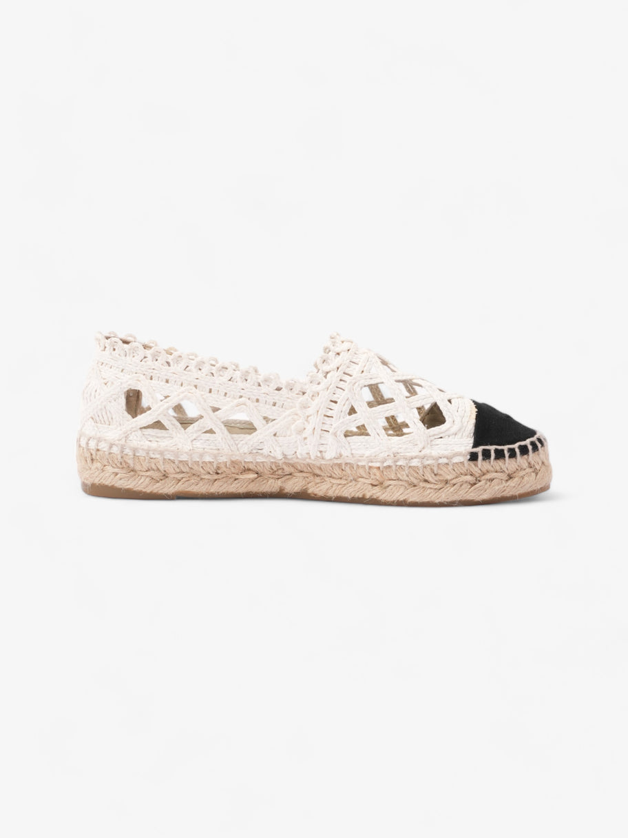 Chanel CC Espadrilles Black / White Lace EU 36 UK 3 Image 4