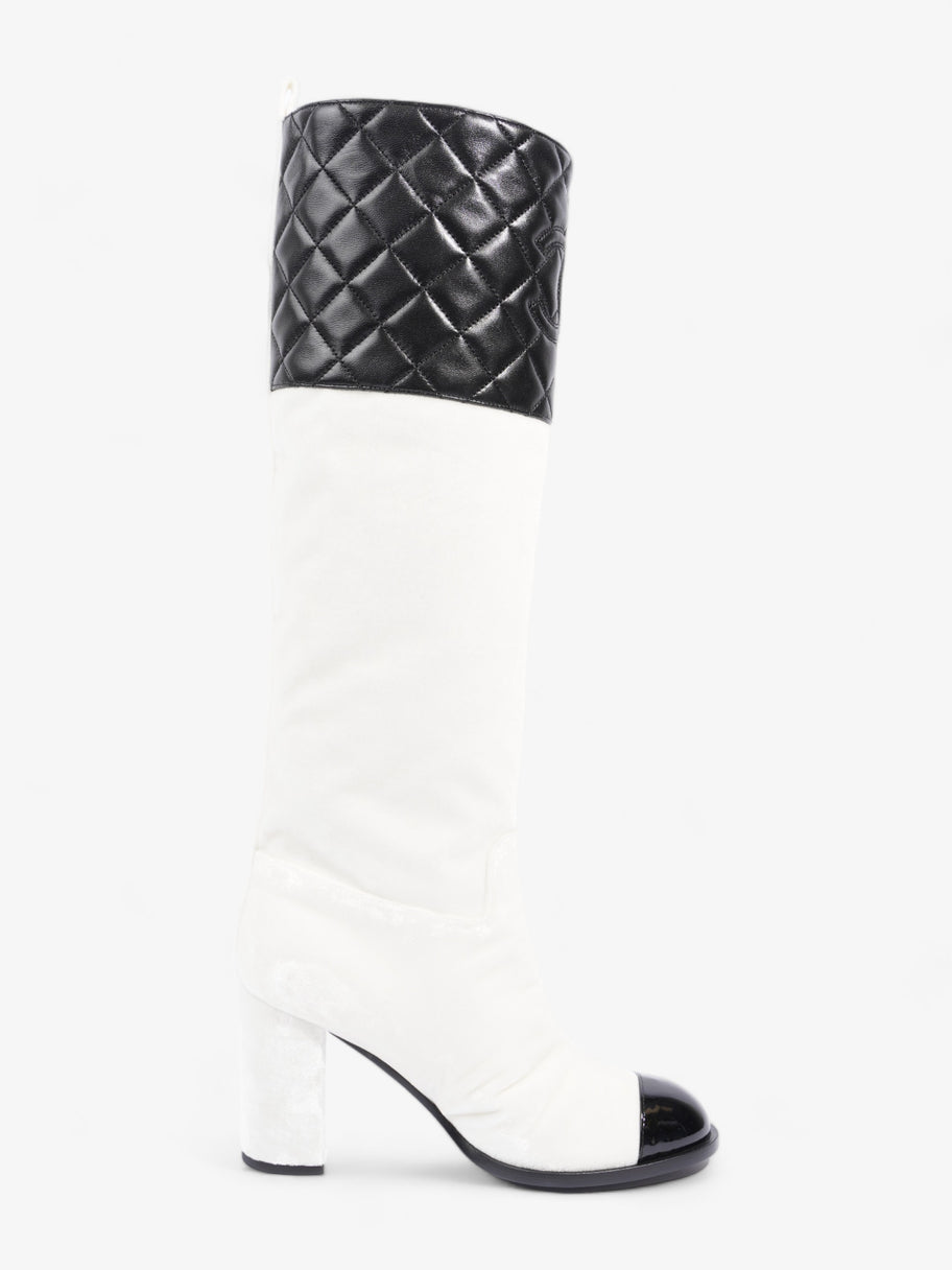 Chanel Knee High Boots White / Black Velvet EU 38 UK 5 Image 4