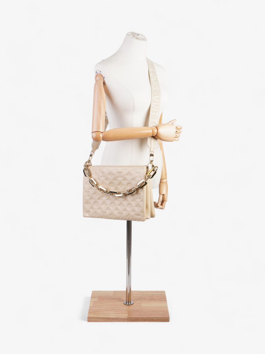 Louis Vuitton Coussin Light Beige Lambskin Leather MM Image 2