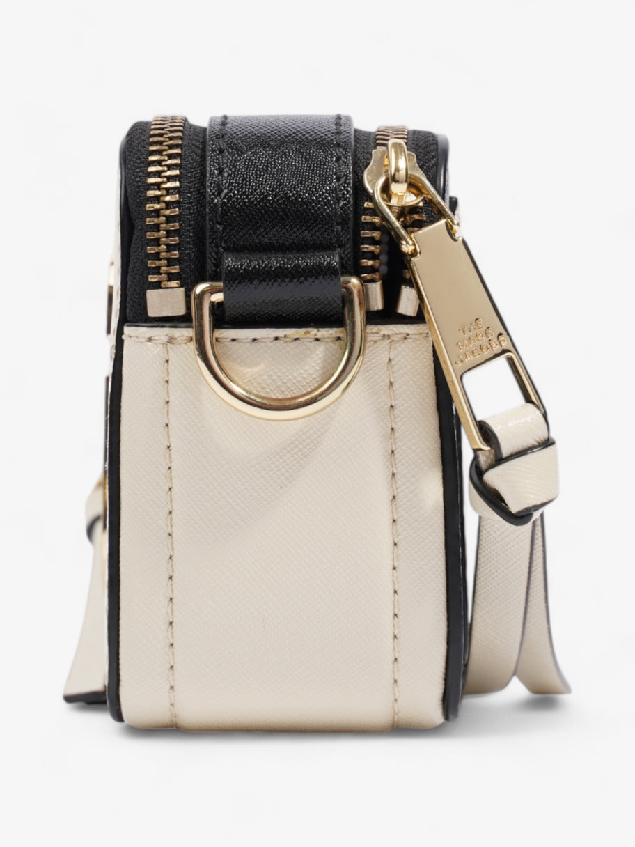 Marc Jacobs The Snapshot Bag Cream / Black Leather Image 3