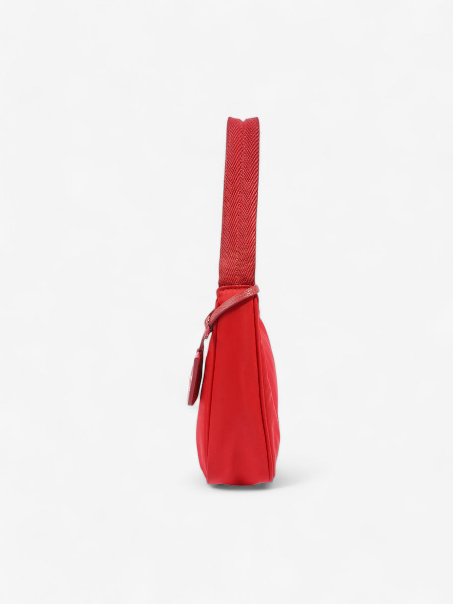 Prada Re-Edition 2000 Red Re Nylon Image 3