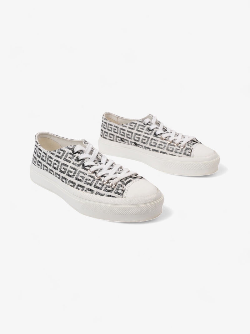  Givenchy City Low-top Sneakers Black / White Canvas EU 41 UK 7