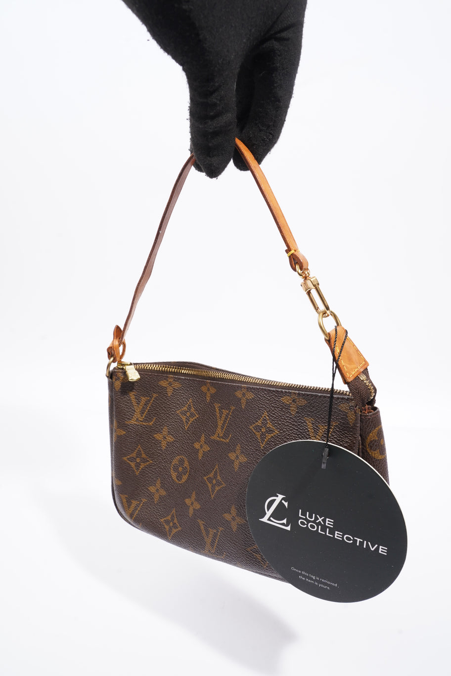 Pochette Accessoire Brown / Monogram Coated Canvas Image 12