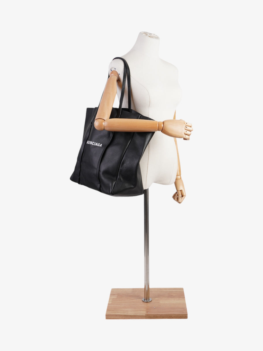 Balenciaga Everyday Tote Black / White Leather Medium Image 2