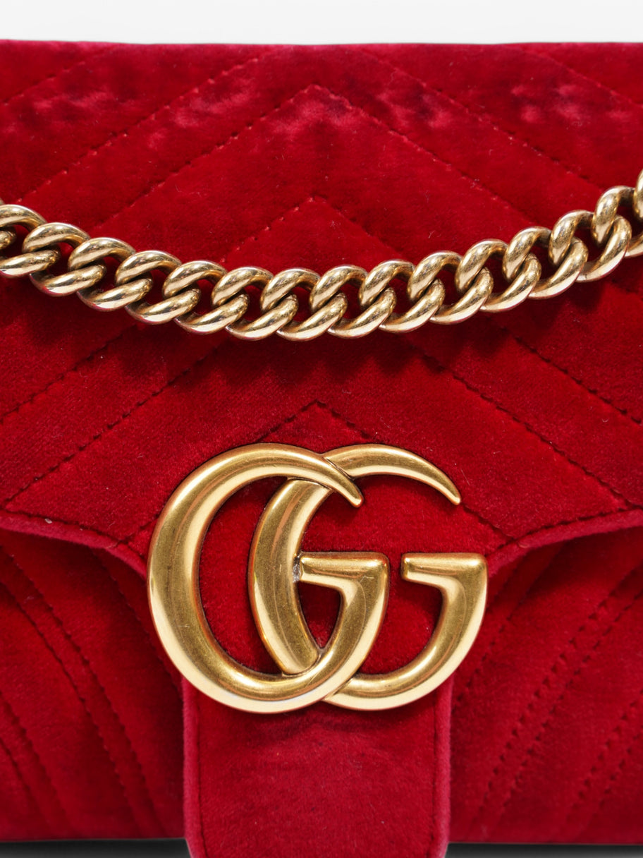 Gucci Marmont Flap Red Velvet Small Image 5