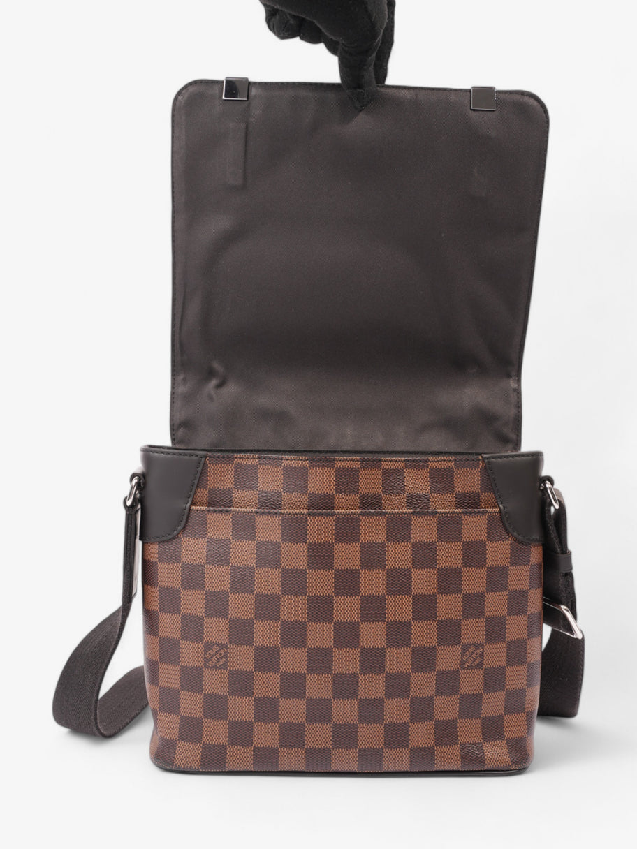 Louis Vuitton District Messenger Damier Ebene Coated Canvas Image 8