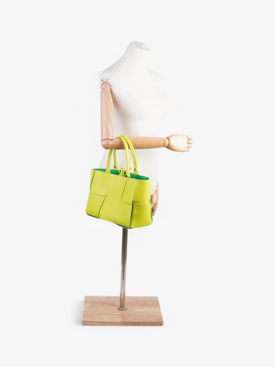 Bottega Veneta Acro Tote Lime Green Leather Small Image 2