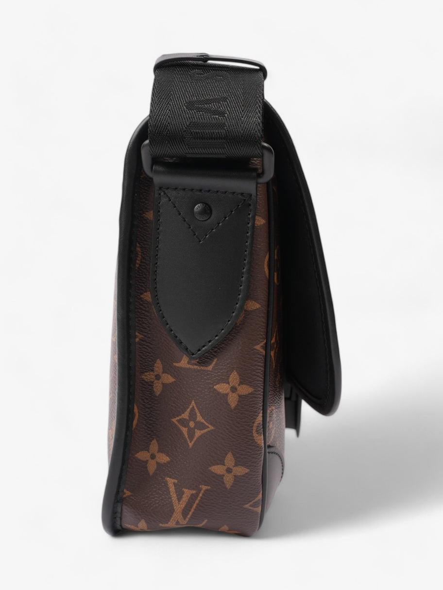 Louis Vuitton Macassar Archy Messenger Monogram / Black Coated Canvas MM Image 5