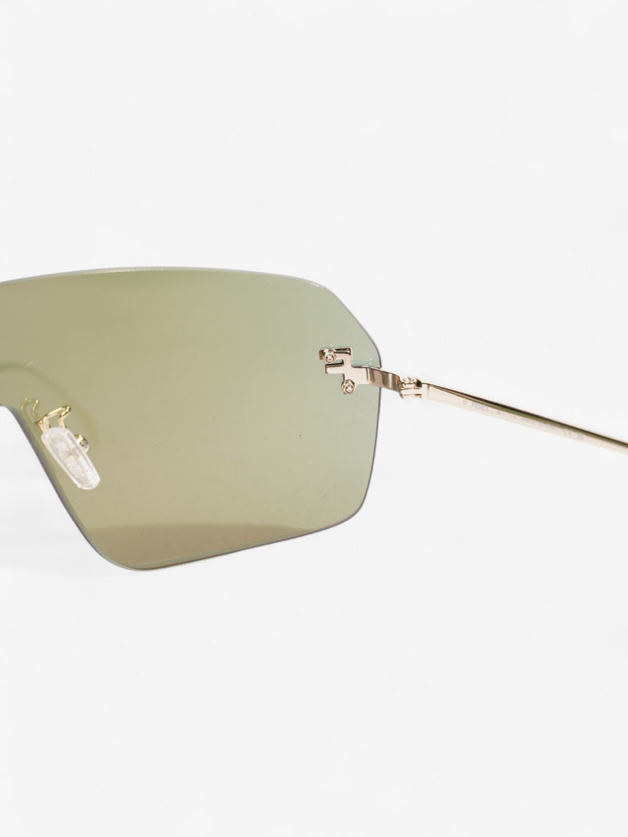 Fendi First ShieldSunglasses Iridescent / Gold Base Metal Image 6