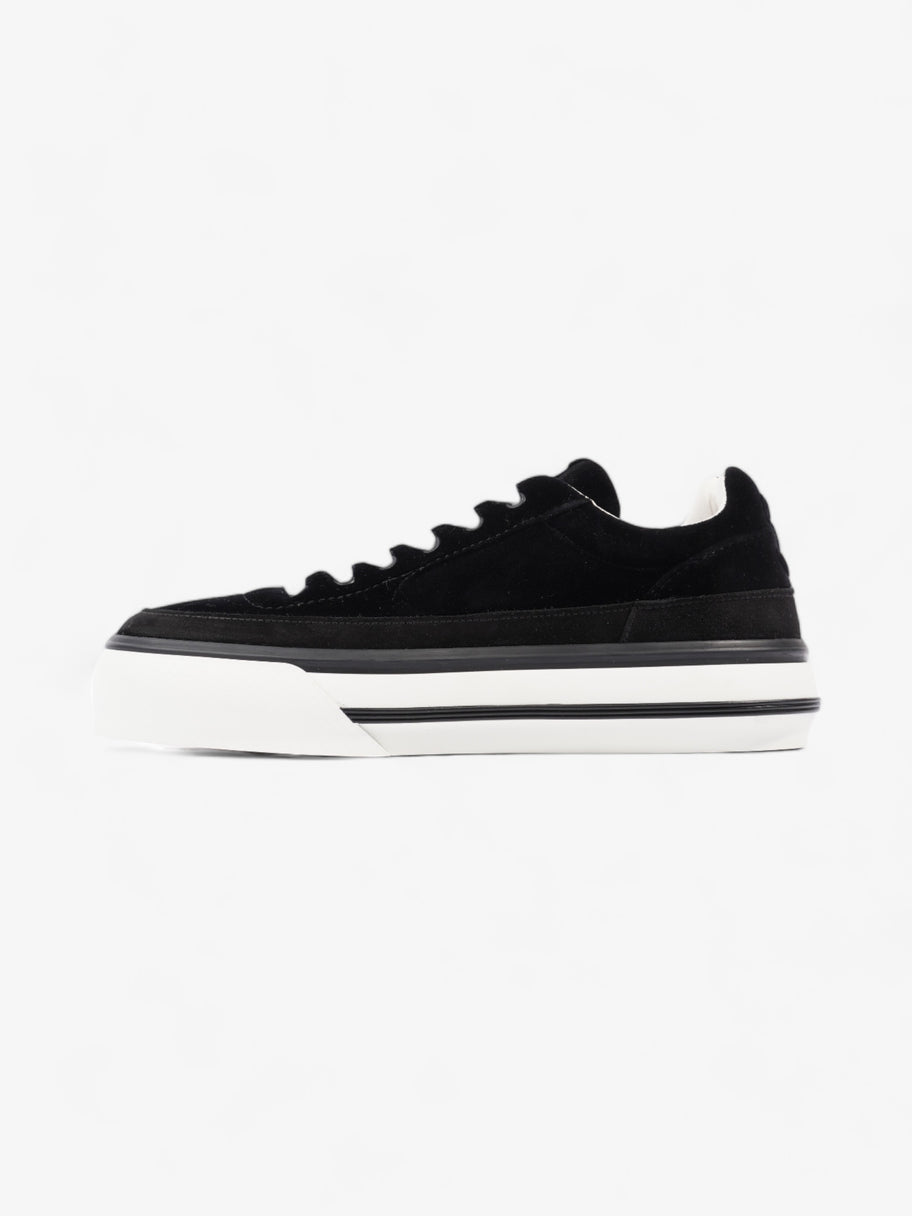 Chanel CC Suede Sneaker Black / White Suede EU 42 UK 8 Image 3